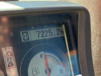 2012-hitachi-zx200-3-1392827-44177875