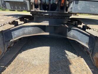 2012-hitachi-zx200-3-1392827-44177884