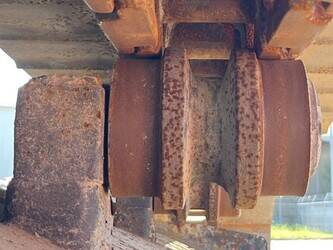 2012-hitachi-zx200-3-1392827-44177885