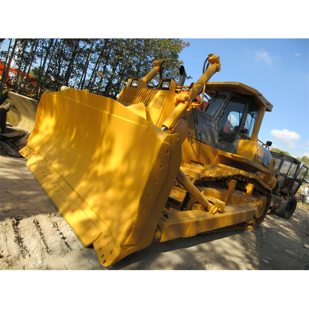 2023 Komatsu D155A-1-44177890