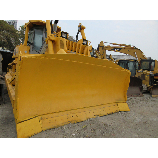 2023 Komatsu D155A-3-44177901