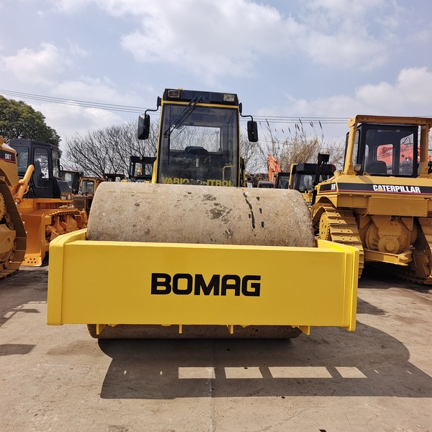 2023 BOMAG BW225D-3-44177934