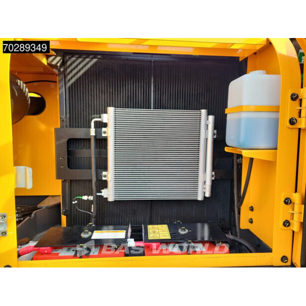 2025 Hyundai R210-44178063