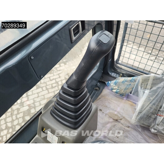 2025 Hyundai R210-44178068