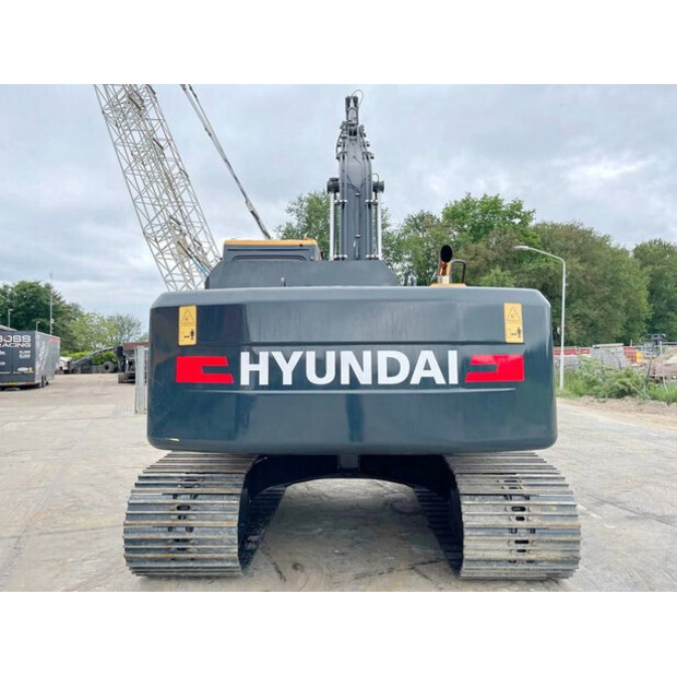 2025 هيونداي R245LR-44178074