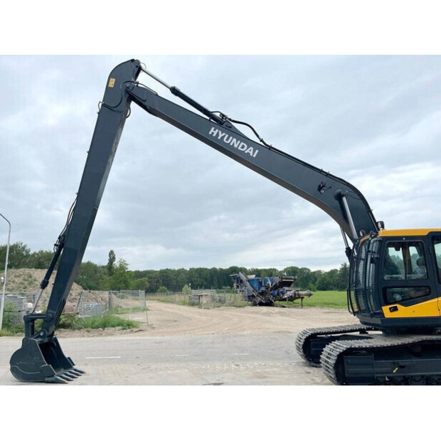 2025 هيونداي R245LR-44178080