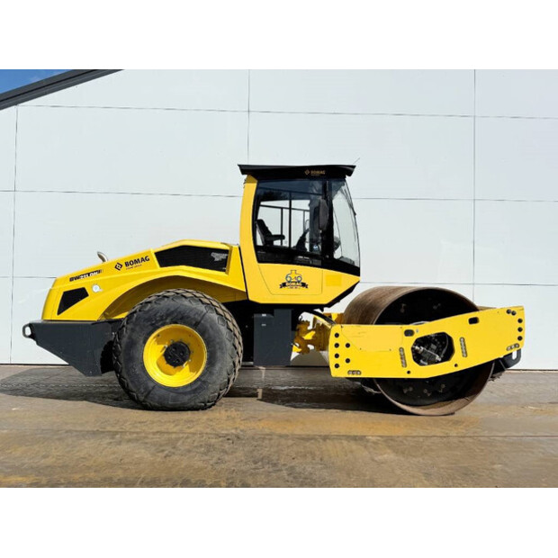 2017 BOMAG BW 211 DH-5-44178113