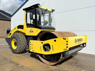2017-bomag-bw-211-dh-5-44178115