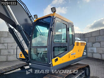 2025-hyundai-r215l-1318039-44178132