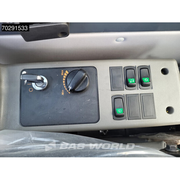 2025 Hyundai R215L-44178151