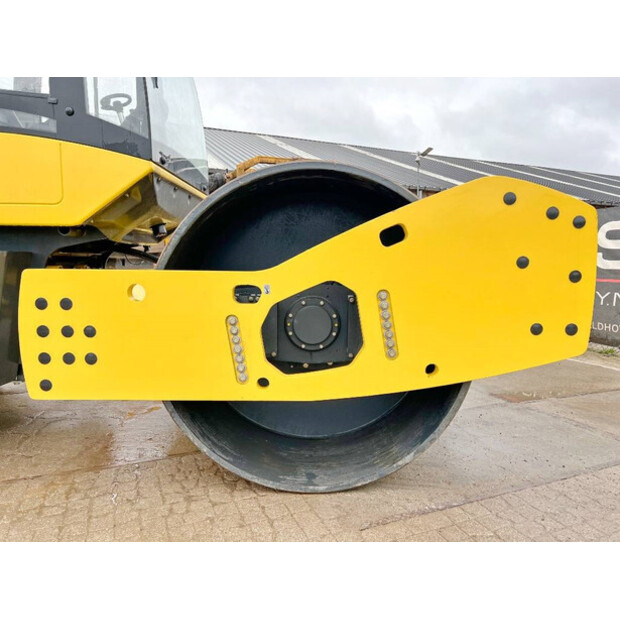 2025 BOMAG BW226D-5CL-44178183