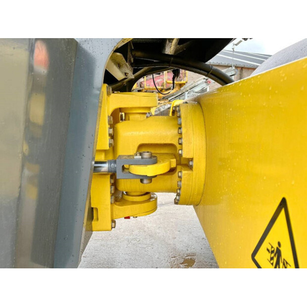 2025 BOMAG BW226D-5CL-44178185