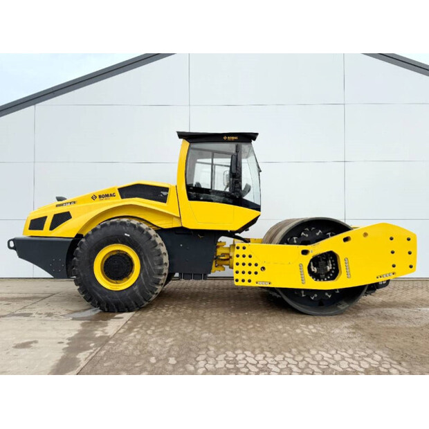 2025 BOMAG BW226D-5CL-44178202