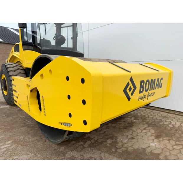 2025 BOMAG BW226D-5CL-44178210