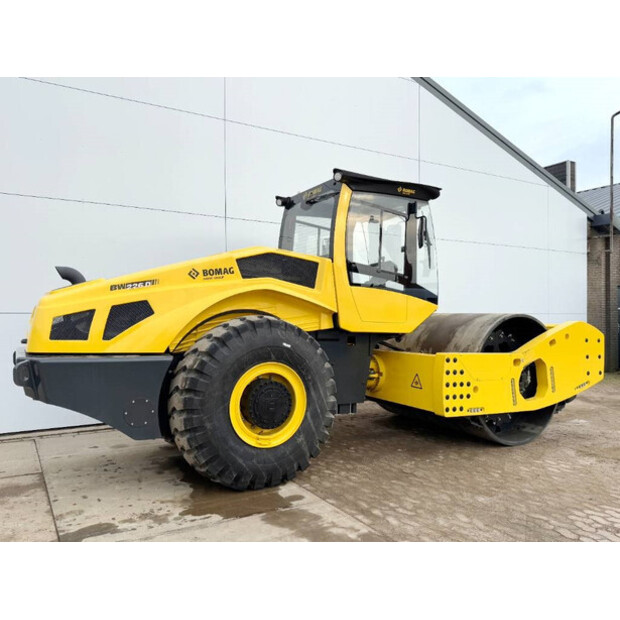 2025 بوماج BW226D-5CL-44178244