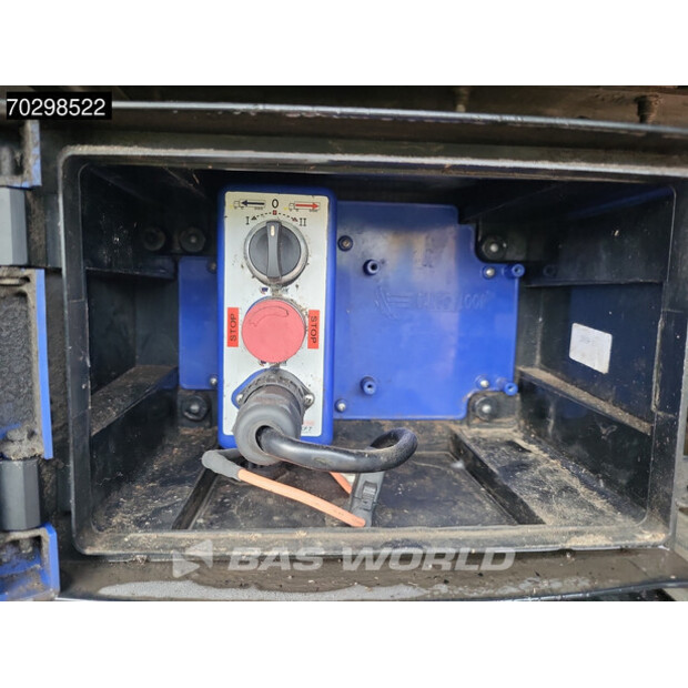 2020 كراكر CF-Z-44178553