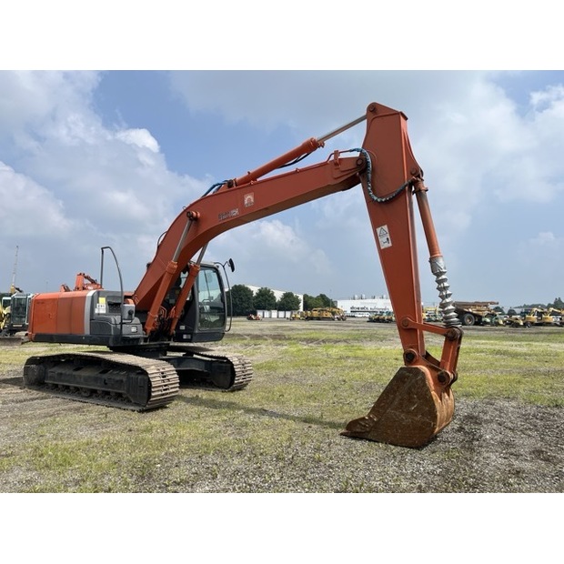 2012 Hitachi ZX200-3-44178781