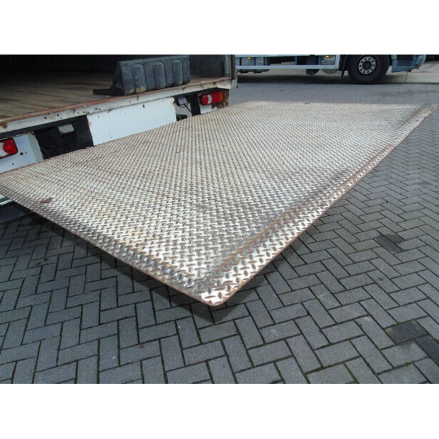 2011 فولفو FL 12.240-44179012