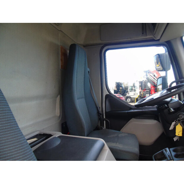 2011 فولفو FL 12.240-44179016