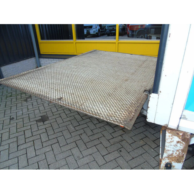 2011 فولفو FL 12.240-44179018