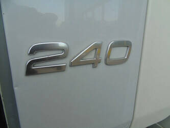 2011-volvo-fl-12-240-44179020