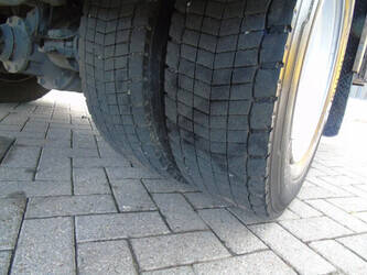 2011-volvo-fl-12-240-44179024