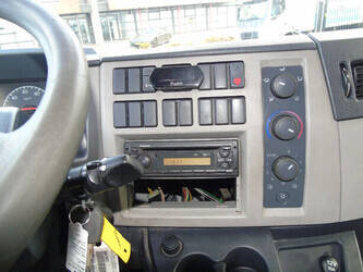 2011-volvo-fl-12-240-44179034