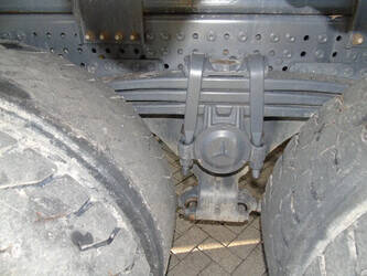 2022-mercedes-benz-arocs-3348-44179127