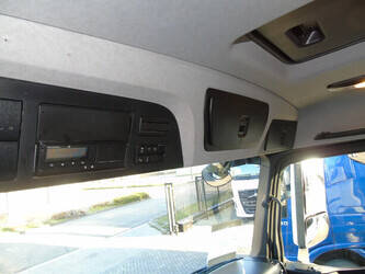 2022-mercedes-benz-arocs-3348-44179141