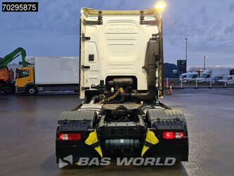 2022-ford-f-max-500-1392879-44179451