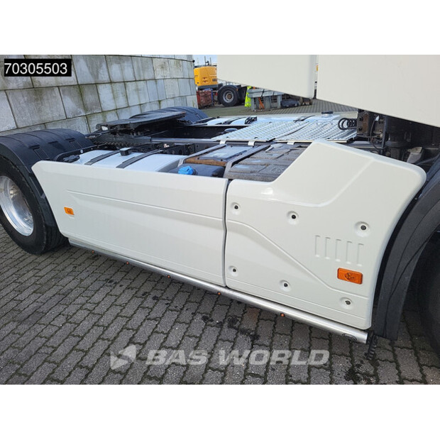 2016 رينو T460-44179564