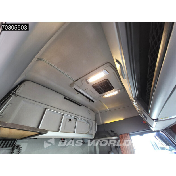 2016 رينو T460-44179575