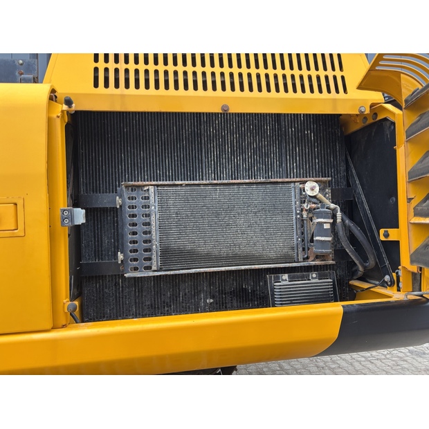 2020 جيه سي بي JS370LC-44185311