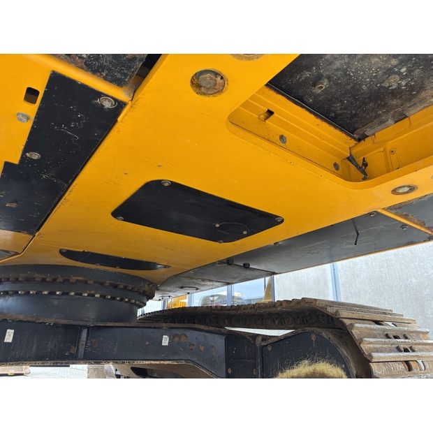 2020 جيه سي بي JS370LC-44185312