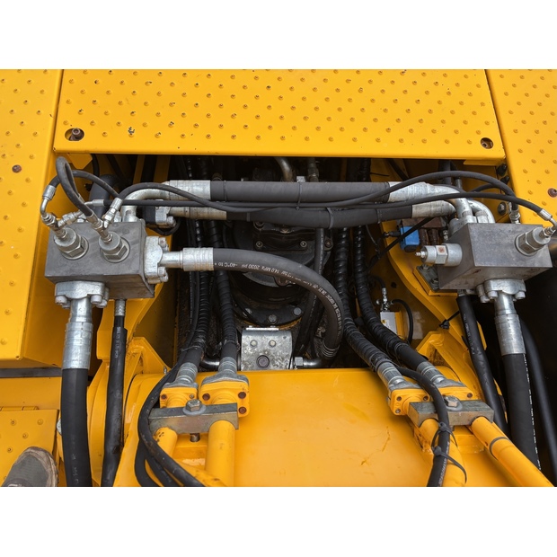 2020 جيه سي بي JS370LC-44185317