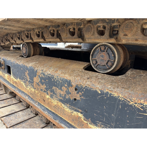 2020 جيه سي بي JS370LC-44185323