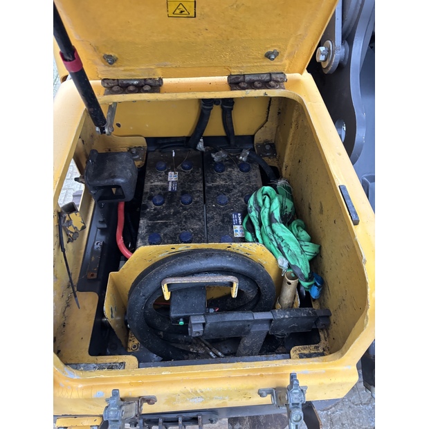 2010 Volvo EC210CL-44185392