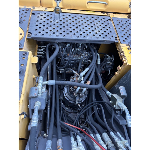 2010 Volvo EC210CL-44185395