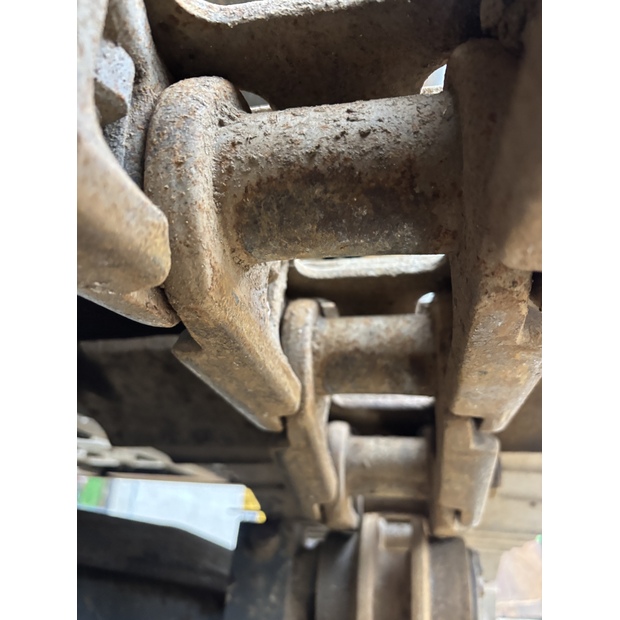 2010 Volvo EC210CL-44185402