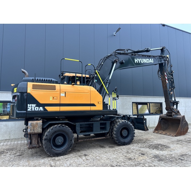 2021 هيونداي HW210A-44185411
