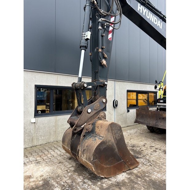 2021 هيونداي HW210A-44185416