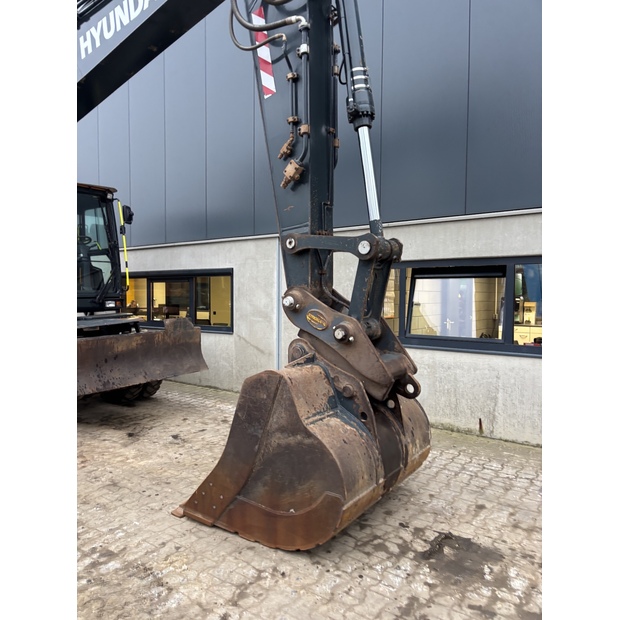 2021 هيونداي HW210A-44185417