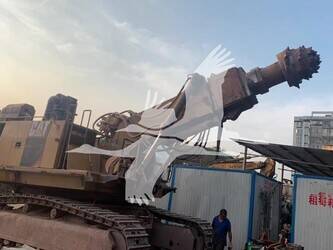 صورة ل حفارات مجنزرة 2016 كاتربيلر 6015FS للبيع في الصّين