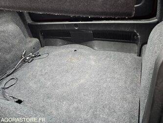 2009-fiat-punto-1392951-44192811