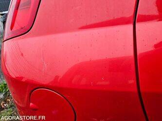 2009-fiat-punto-1392951-44192820