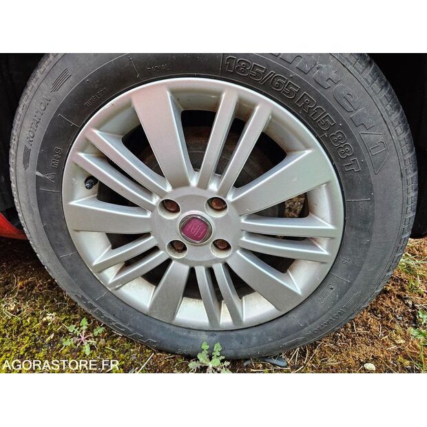 2009 Fiat Punto-44192826