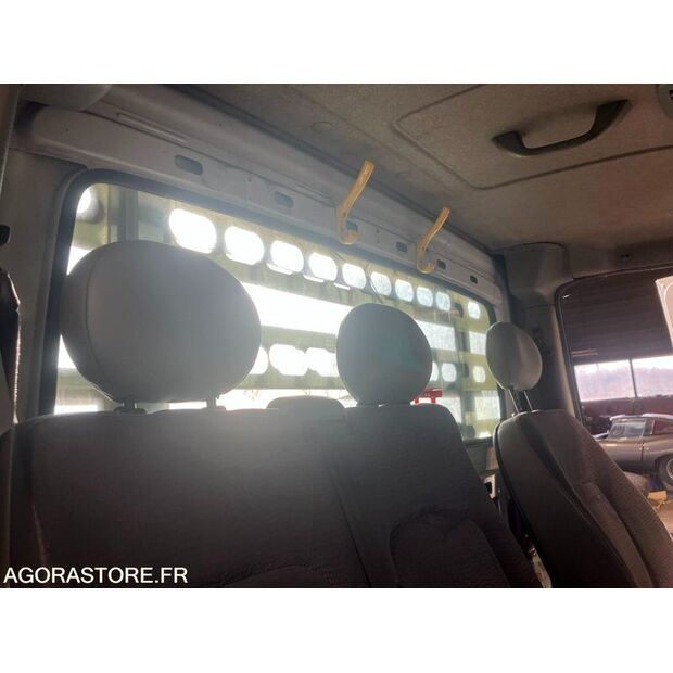 2002 Renault Master-44193113