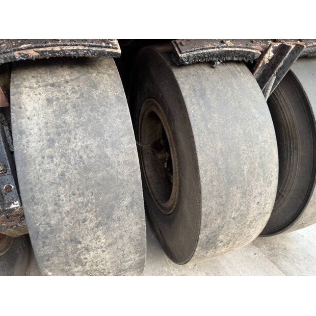 2004 هام GRW15-44193947