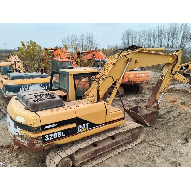 2020 Caterpillar 320BL-44194796