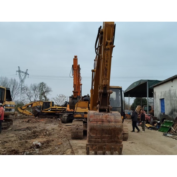 2020 Caterpillar 320BL-44194807